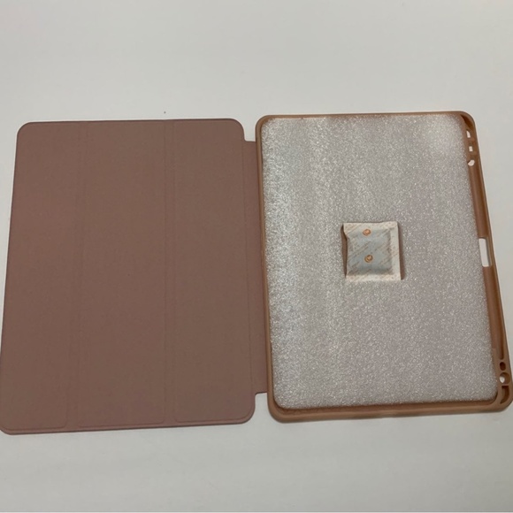 Rose Gold Case For iPad Pro 11 inch 2021 - Picture 11 of 12